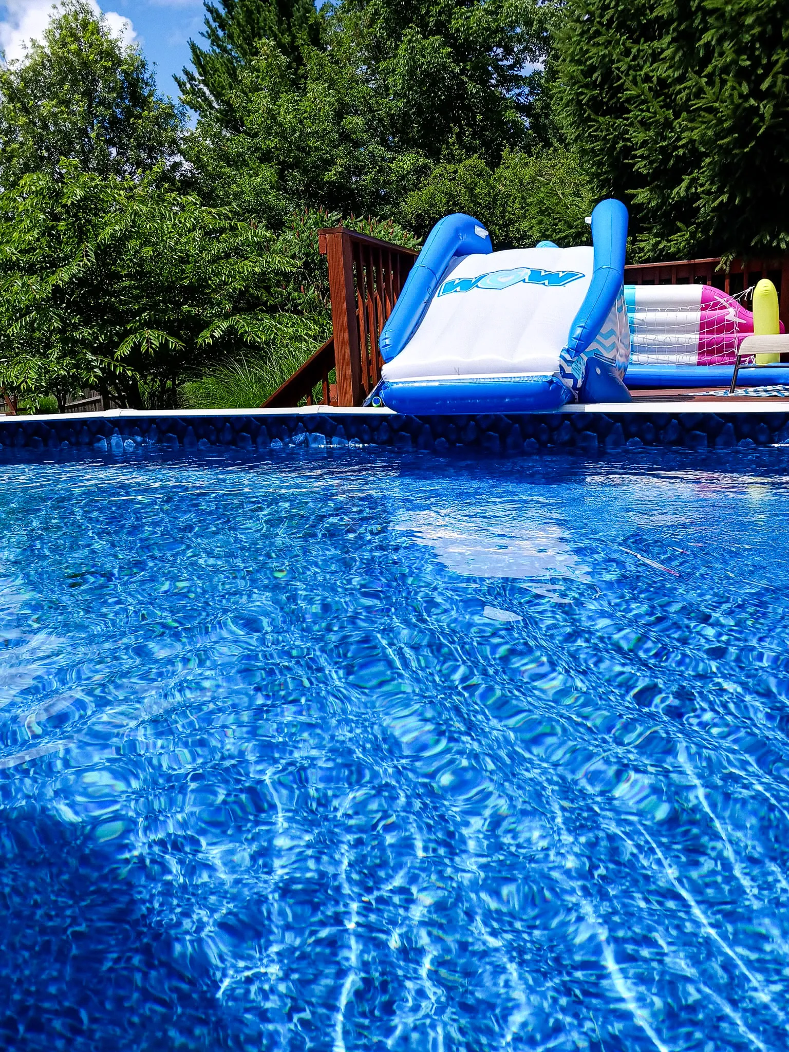 Blue Pebbles pool liner installation photo